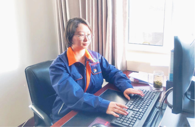 省物產(chǎn)集團黨務工作者、先進模范持續(xù)熱議黨的二十大精神（二）