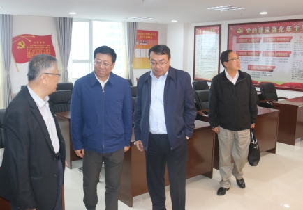 青海省副省長、省國資委黨委書記、主任王黎明，蒞臨省物產(chǎn)集團調(diào)研指導(dǎo)工作