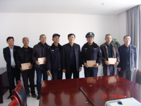 &ldquo;兩節(jié)&rdquo;慰問送溫暖 殷切關懷顯真情