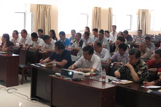 加強(qiáng)業(yè)務(wù)培訓(xùn)，提升工作能力