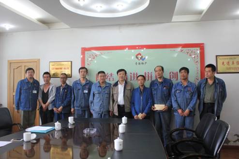 青海物產(chǎn)集團(tuán)黨委開(kāi)展慶祝建黨95周年，走訪(fǎng)慰問(wèn)